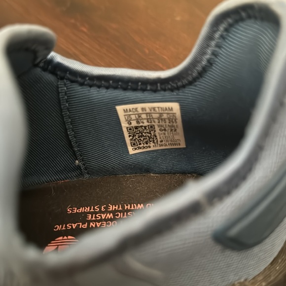 Adidas NMD R1 - Picture 4 of 6